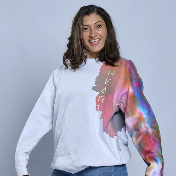 Heart/Soul Apparel Cold 🥶 Shoulder Sweatshirt - Picture 10 of 16